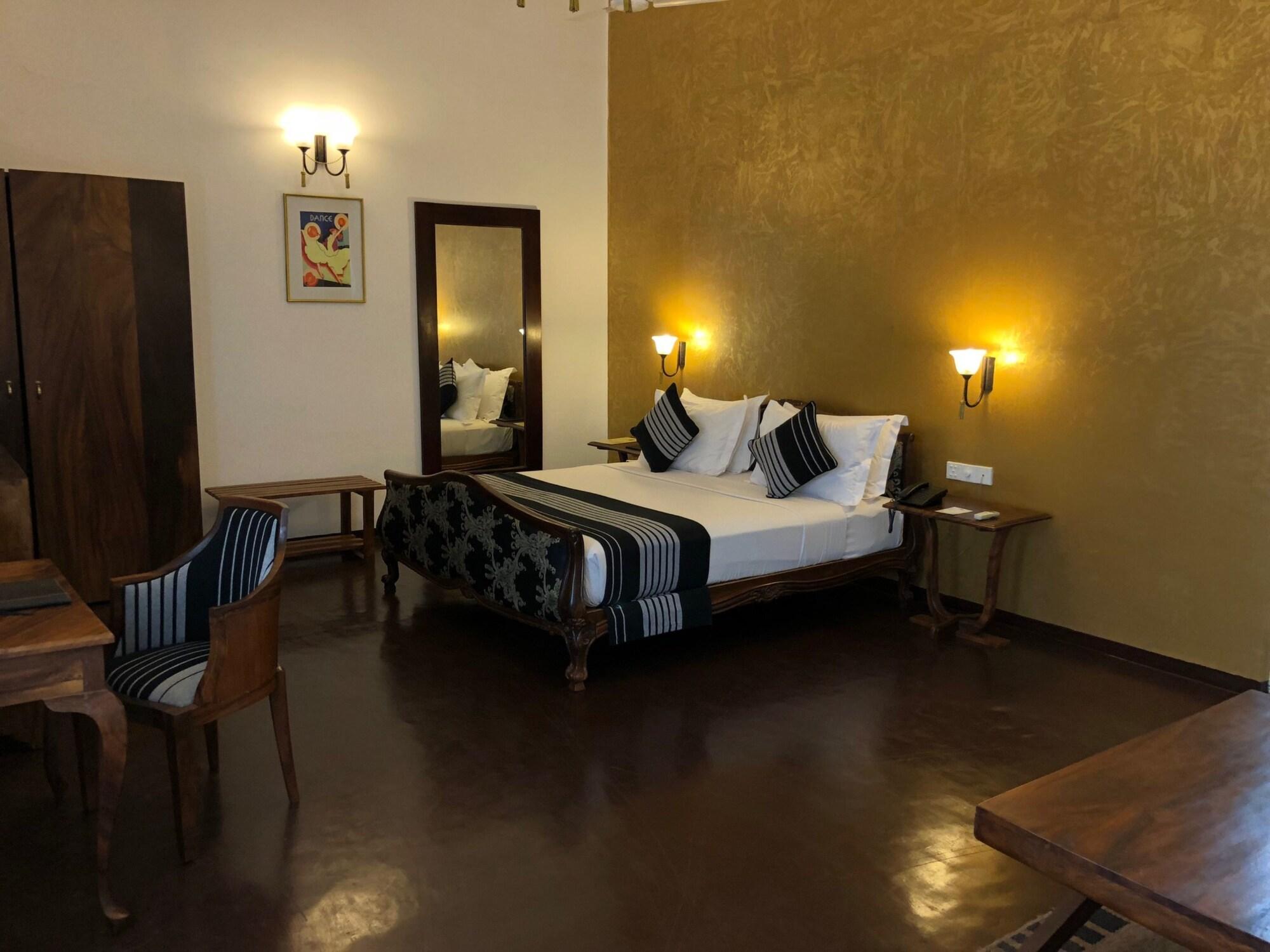 Deco On 44 - Galle Fort ภายนอก รูปภาพ