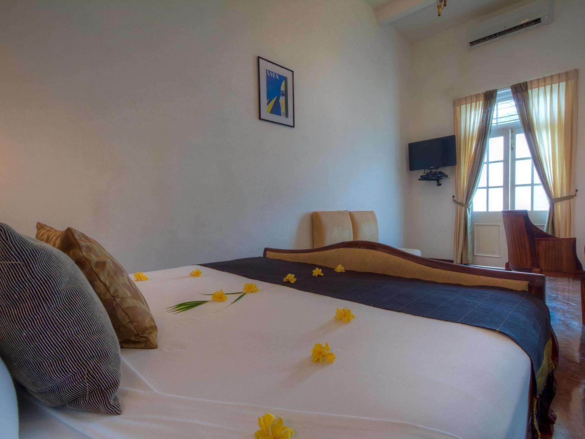 Deco On 44 - Galle Fort ภายนอก รูปภาพ