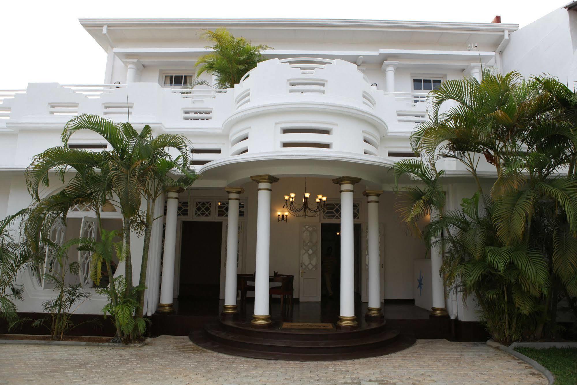 Deco On 44 - Galle Fort ภายนอก รูปภาพ